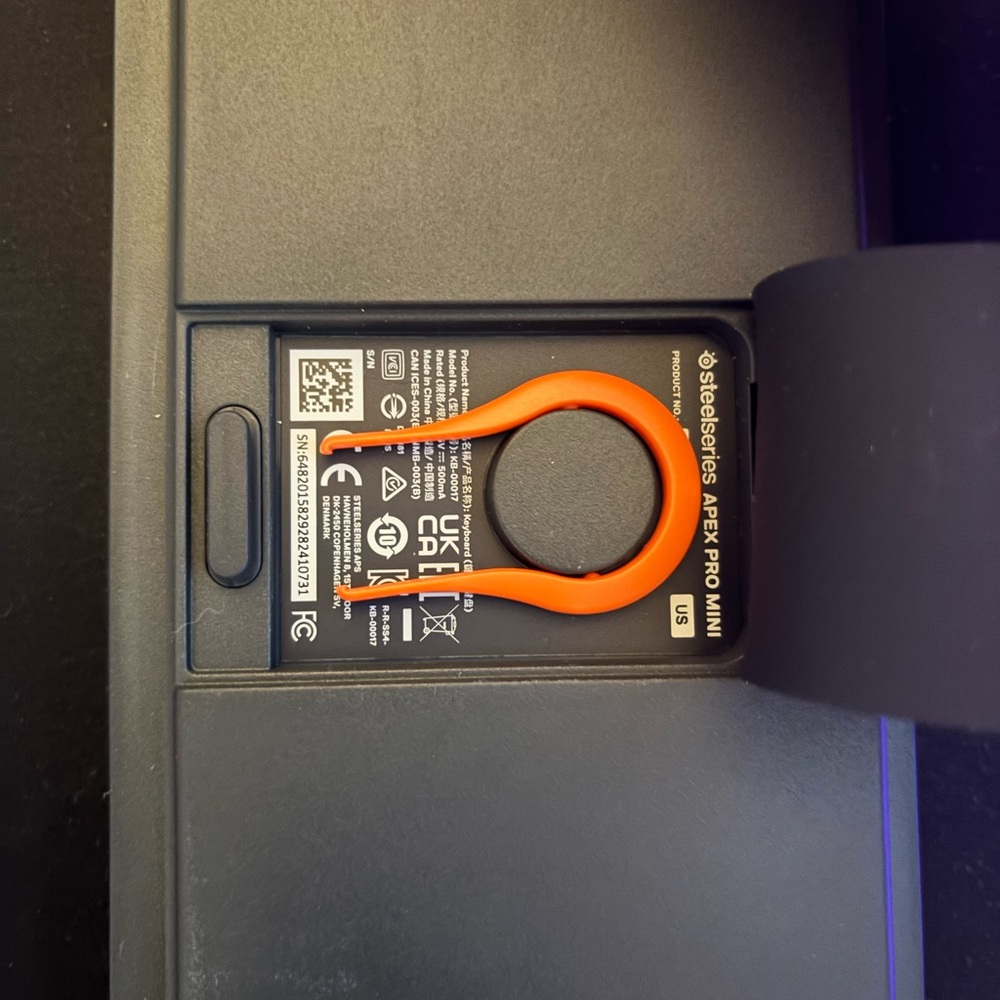 Apex Pro Mini - Picture 2 of 3